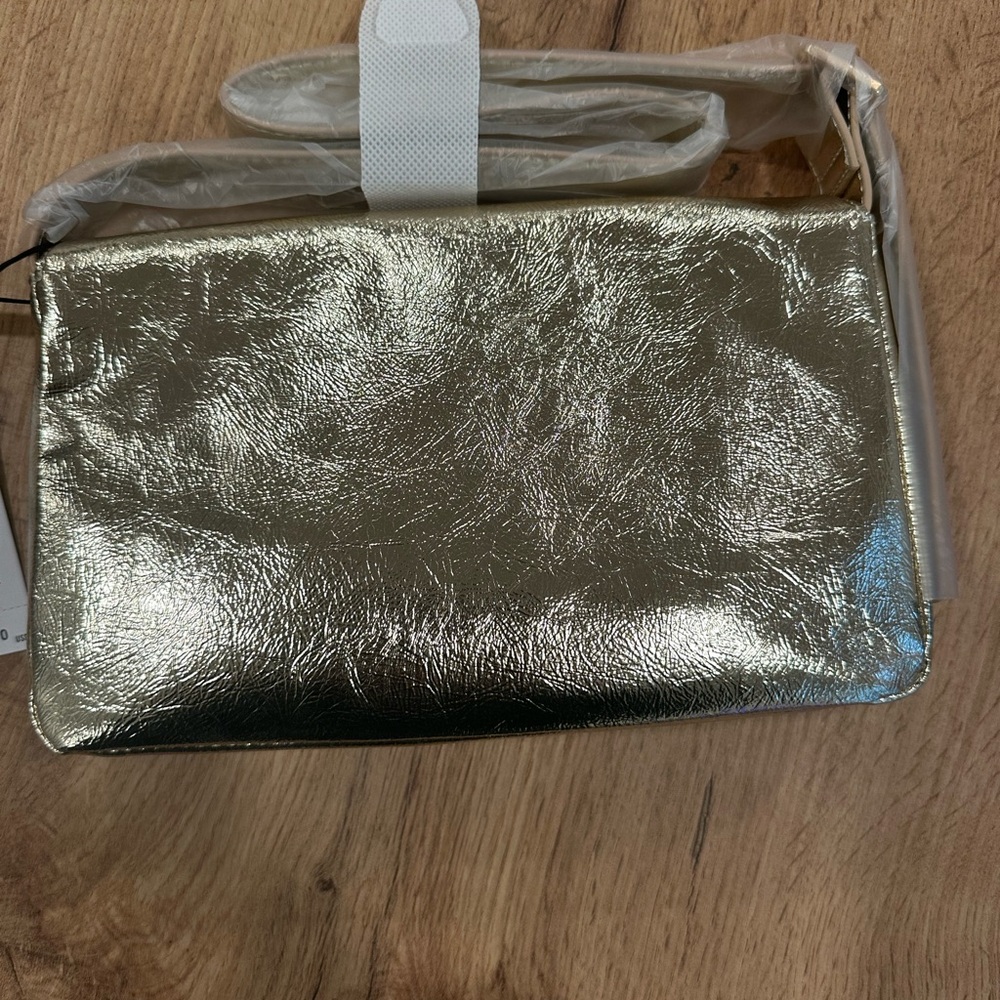 Nicole Miller gold metallic vegan leather shoulder purse bag NWT - Picture 4 of 6